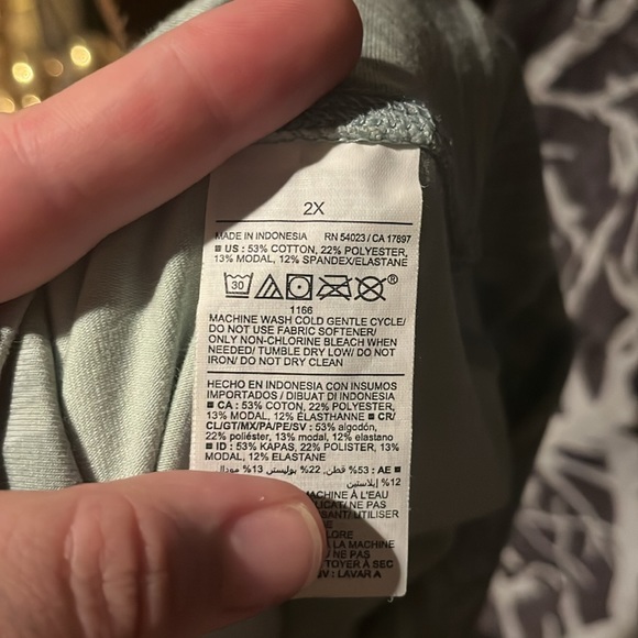 🌿5/$25 Old Navy Green Marble Leggings - Picture 7 of 9